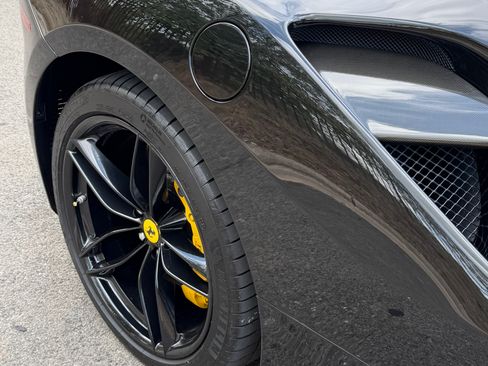 Used 2017 Ferrari 488 Spider RWD image 17