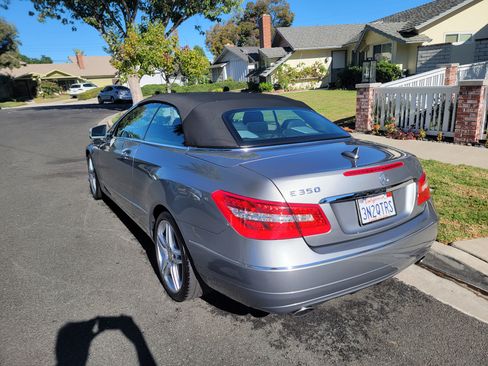 Used 2011 Mercedes-Benz E 350 Cabriolet image 31