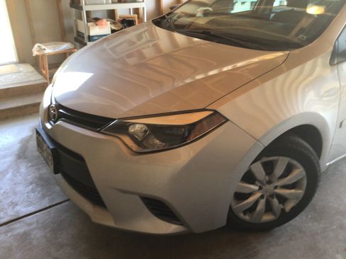 Used 2016 Toyota Corolla LE FWD image 6