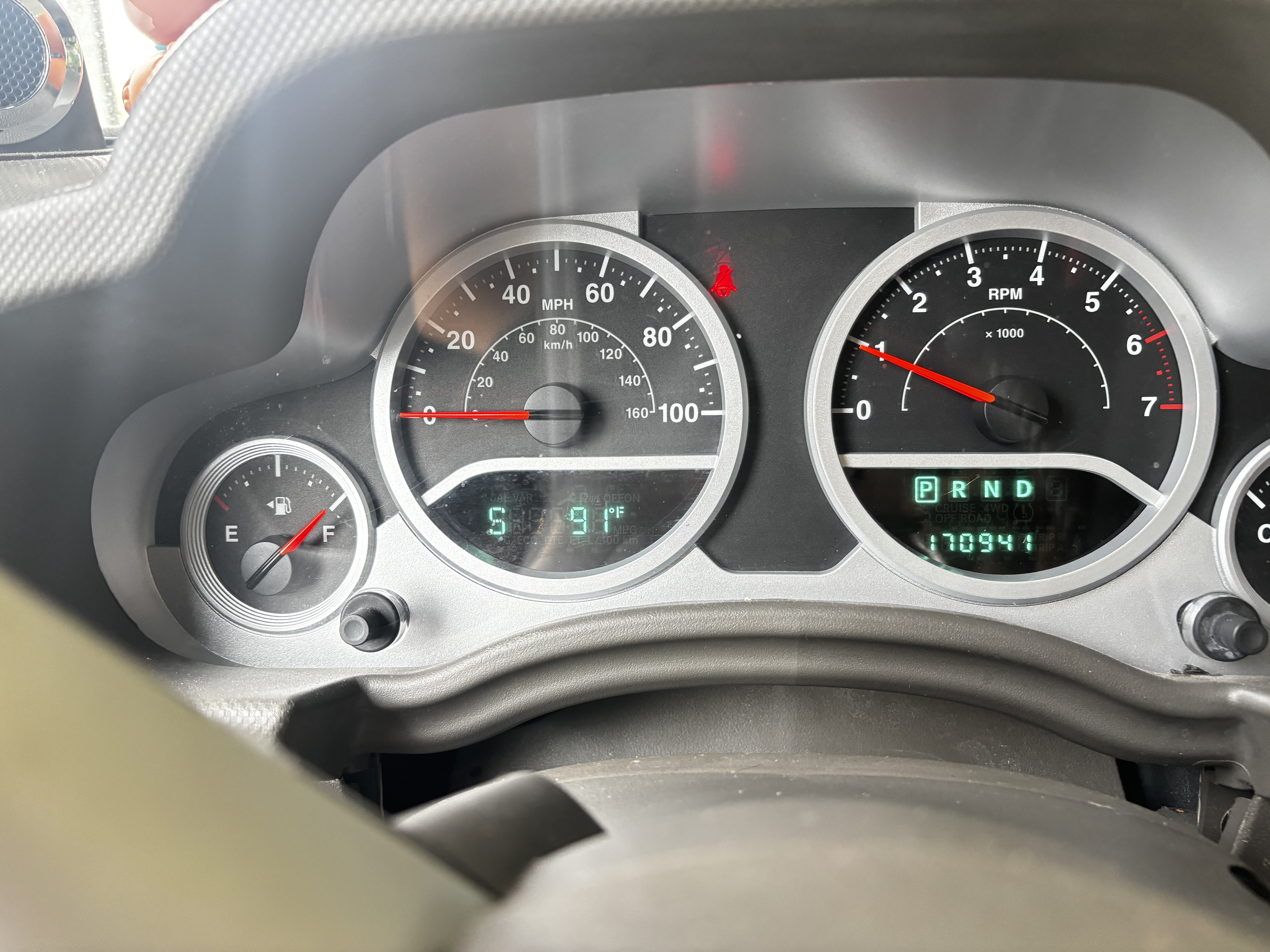 Used 2010 Jeep Wrangler Unlimited Sahara w/ Dual Top Group AWD/4WD image 15
