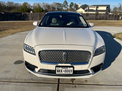 Used 2017 Lincoln Continental Black Label w/ Technology Package image 4