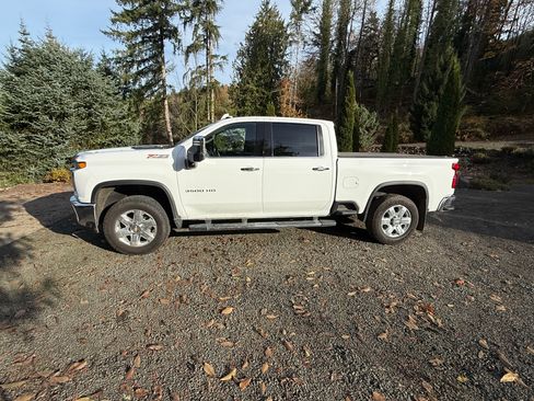 Used 2022 Chevrolet Silverado 3500 LTZ w/ LTZ Plus Package image 1