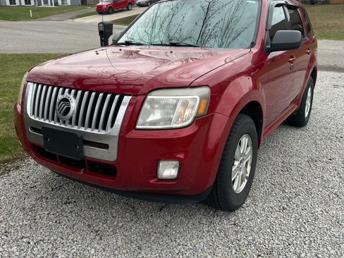 Used 2011 Mercury Mariner 2WD w/ 101A Rapid Spec Order Code image 3