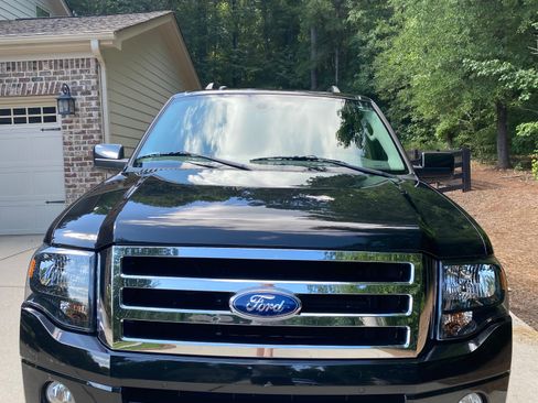 Used 2014 Ford Expedition Limited w/ Equipment Group 301A AWD/4WD image 14