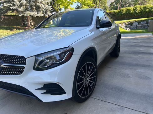Used 2019 Mercedes-Benz GLC 300 4MATIC Coupe image 1