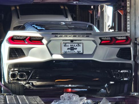 Used 2024 Chevrolet Corvette Stingray Coupe w/ Battery Protection Package image 31