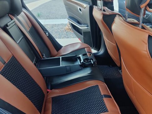 Used 2014 Mercedes-Benz E 350 Sedan image 25