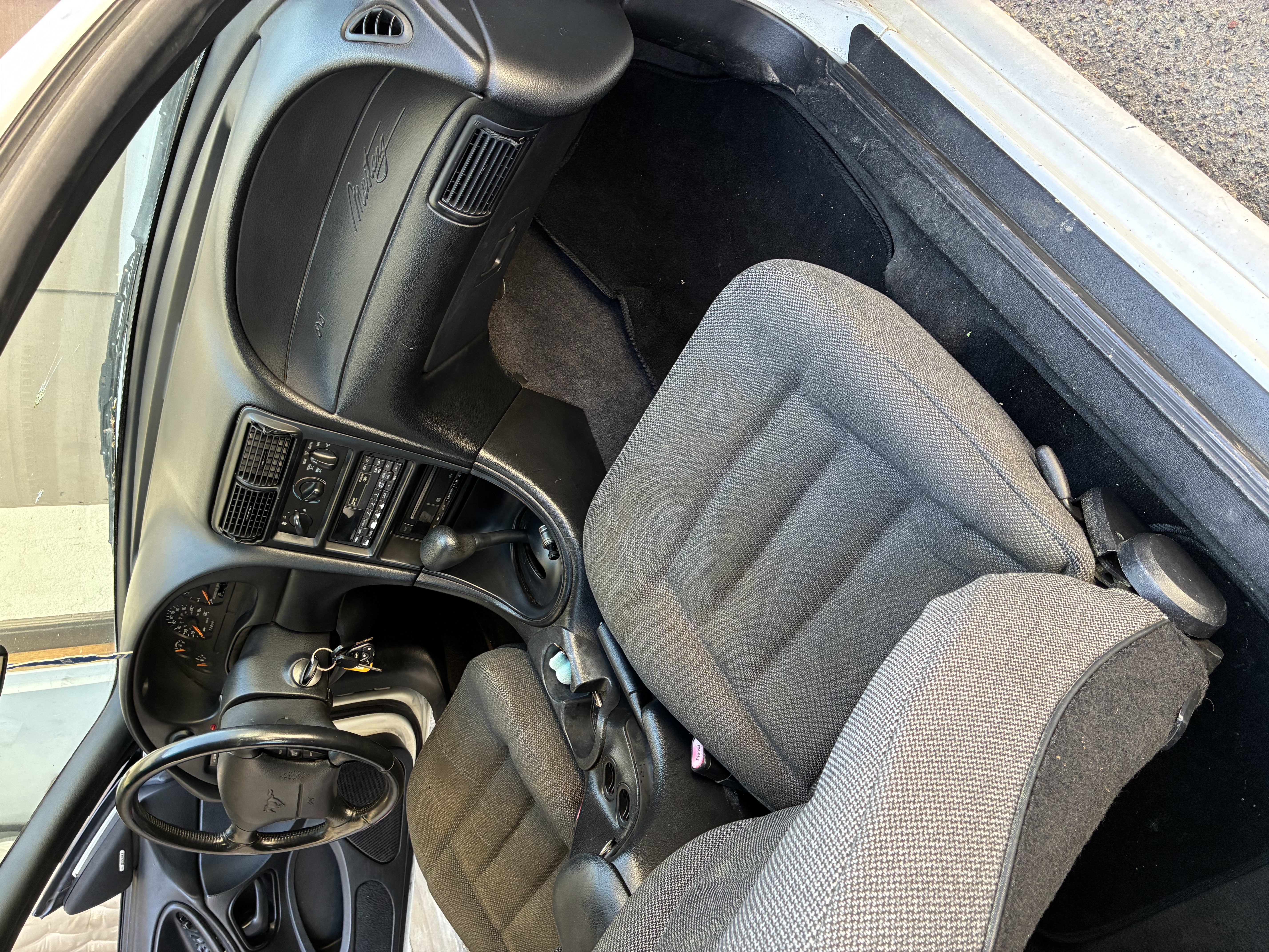 Used 1998 Ford Mustang Coupe RWD image 11