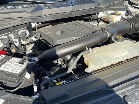 Used 2021 Ford F150 Lariat image 11