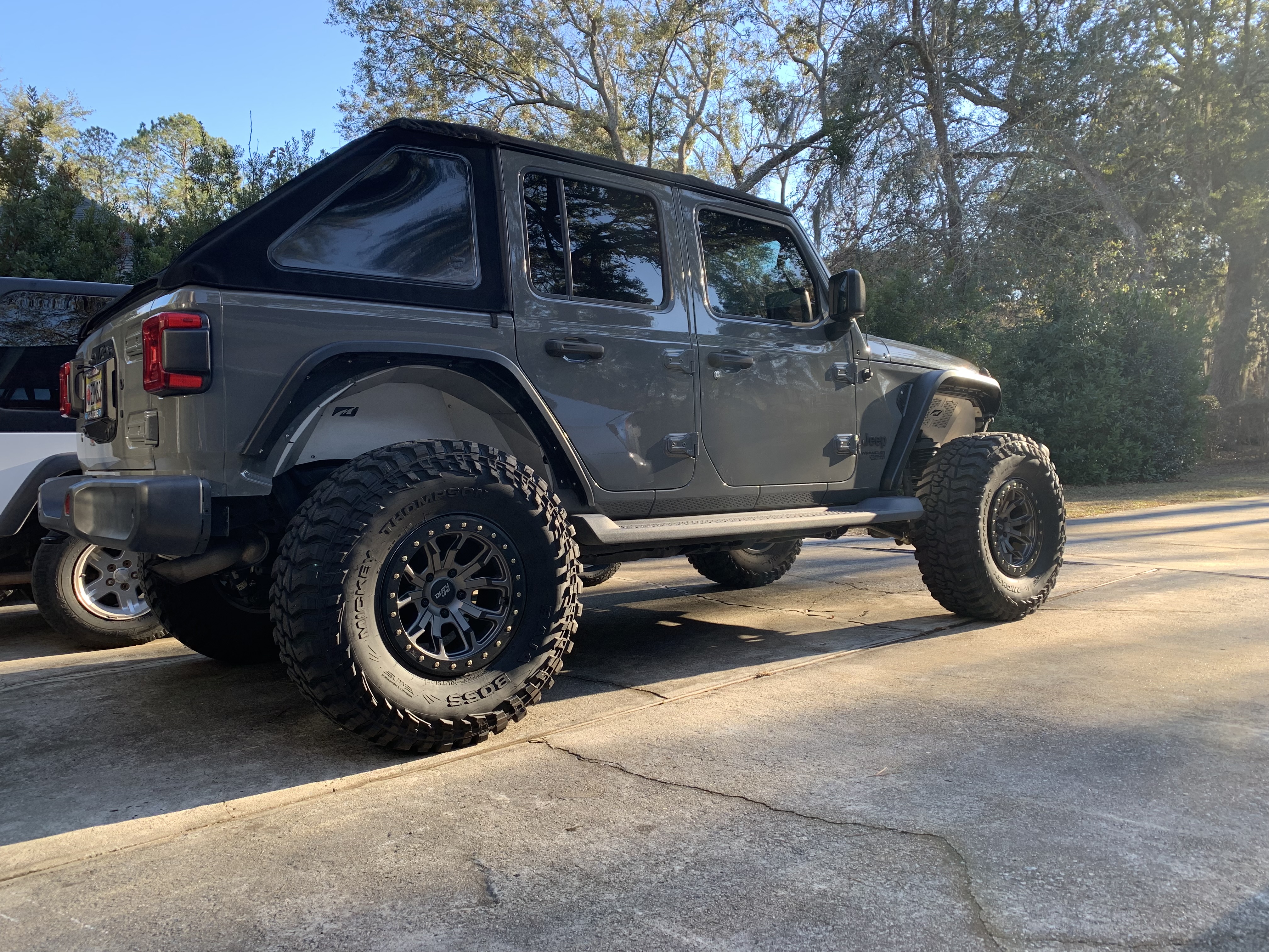 Used 2018 Jeep Wrangler Unlimited Sport S AWD/4WD image 5