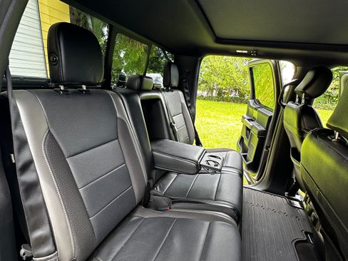 Used 2020 Ford F150 Raptor w/ Equipment Group 802A Luxury AWD/4WD image 18