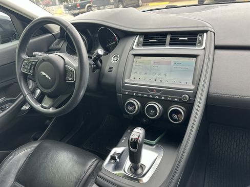 Used 2020 Jaguar E-PACE image 8