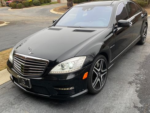 Used 2012 Mercedes-Benz S 63 AMG image 4