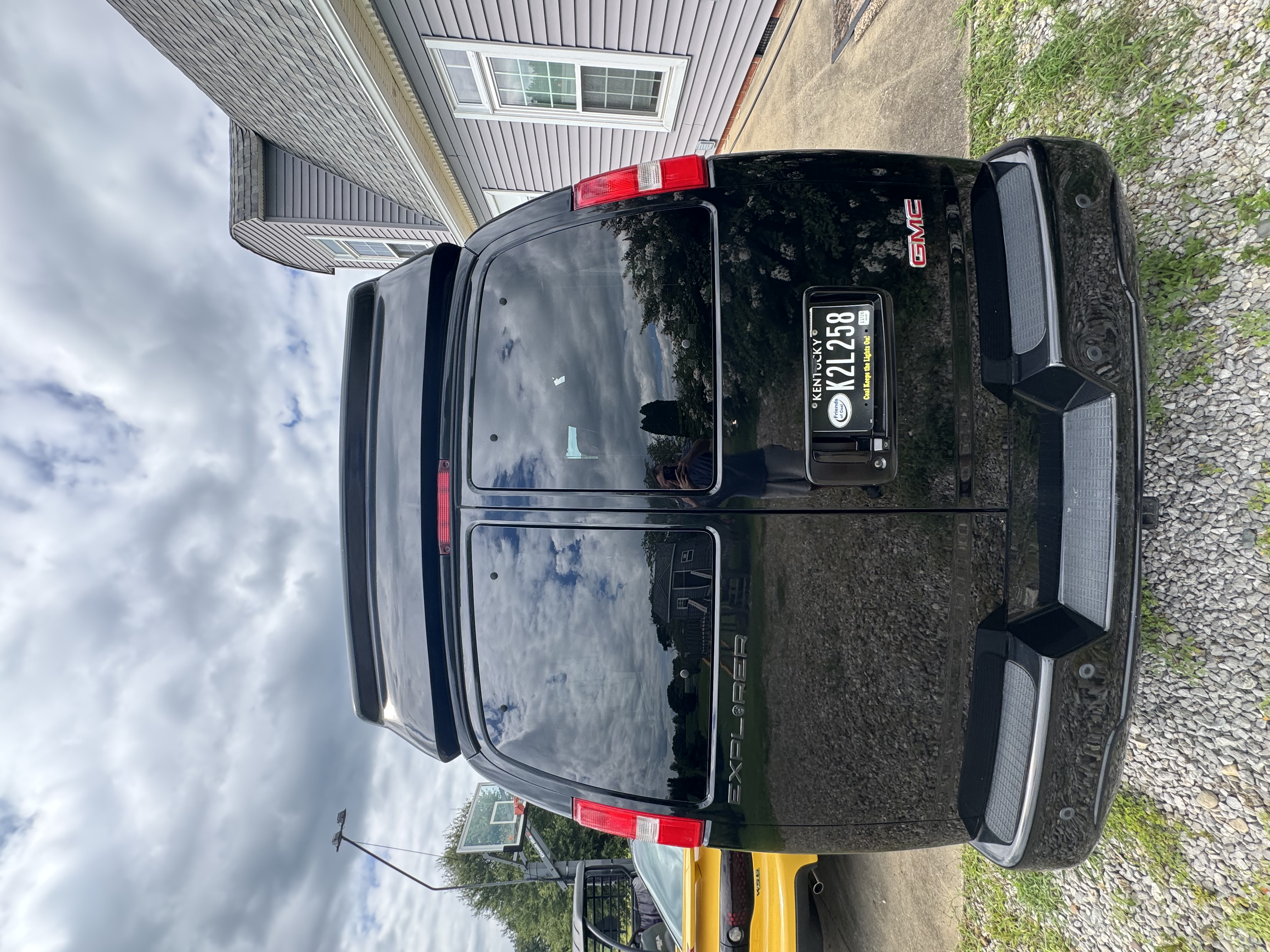 Used 2023 GMC Savana 2500 Extended RWD image 5