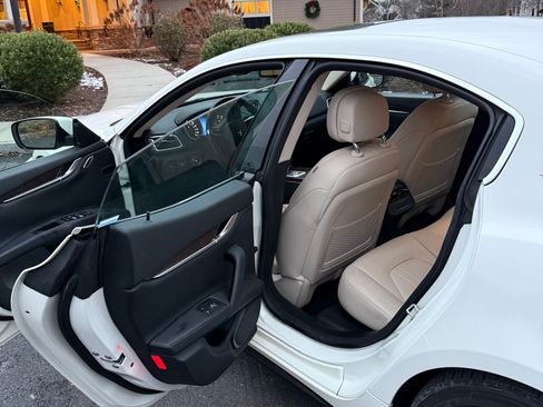 Used 2015 Maserati Ghibli S Q4 image 6