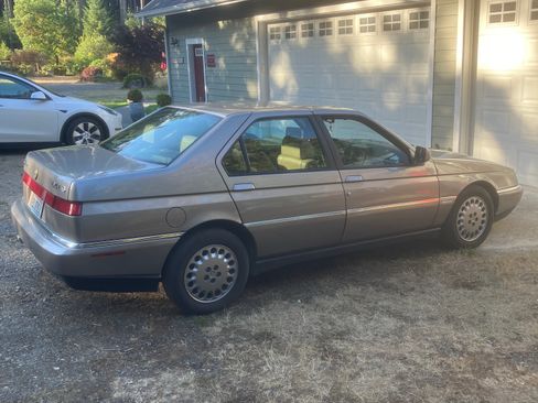 Used 1994 Alfa Romeo 164 LS FWD image 13
