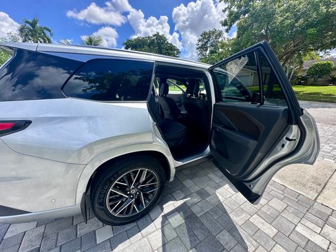 Used 2024 Lexus TX 350 FWD image 12