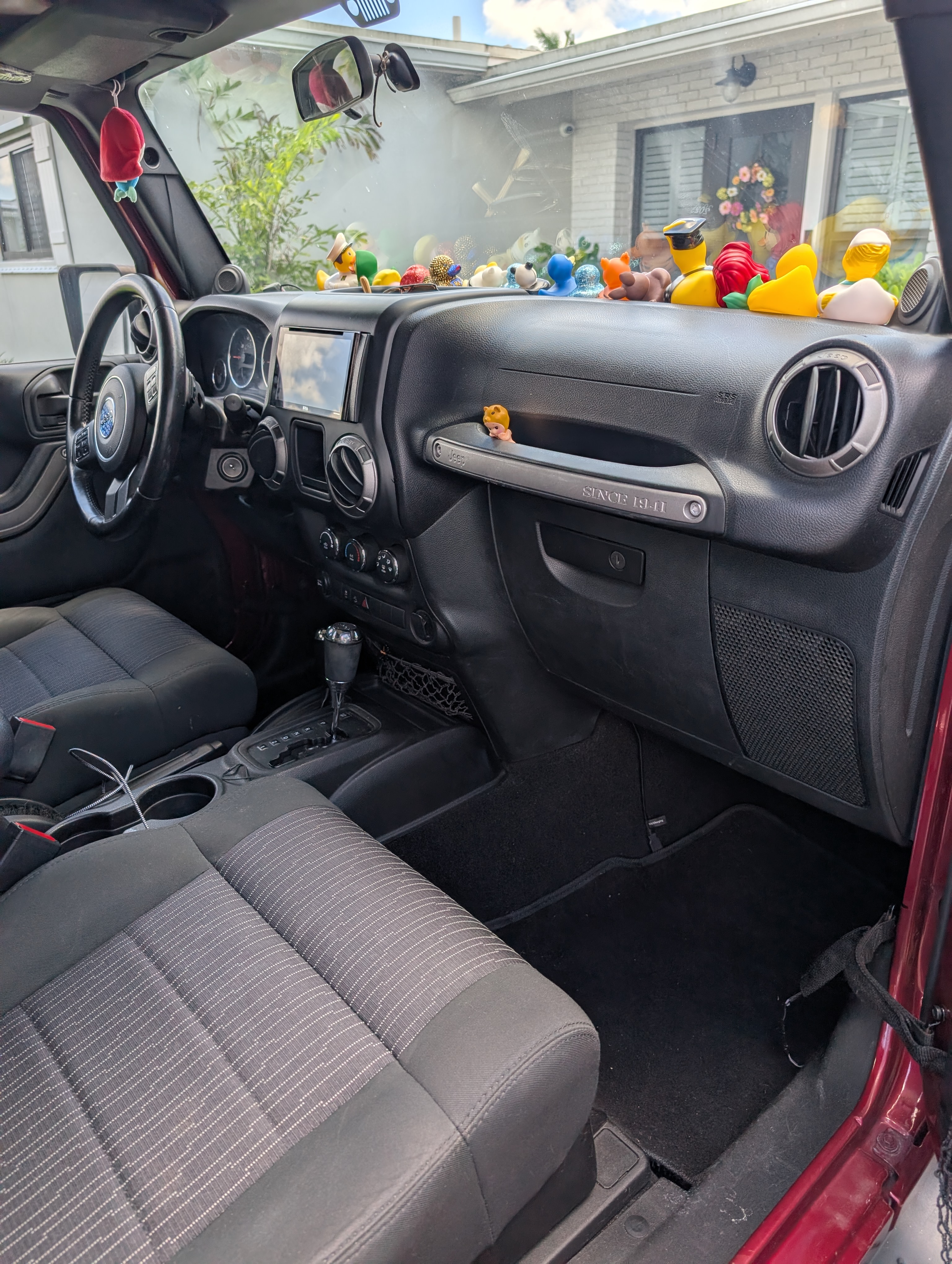 Used 2011 Jeep Wrangler Sport AWD/4WD image 19