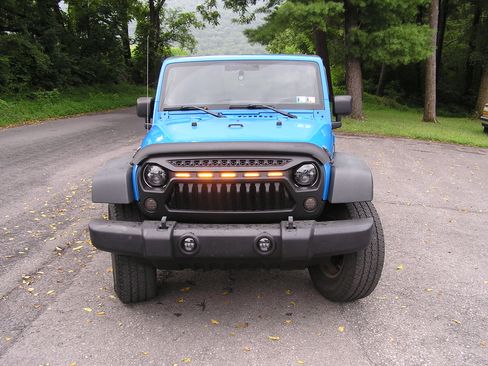 Used 2012 Jeep Wrangler Sport image 1