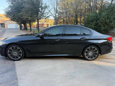Used 2018 BMW 540i image 2