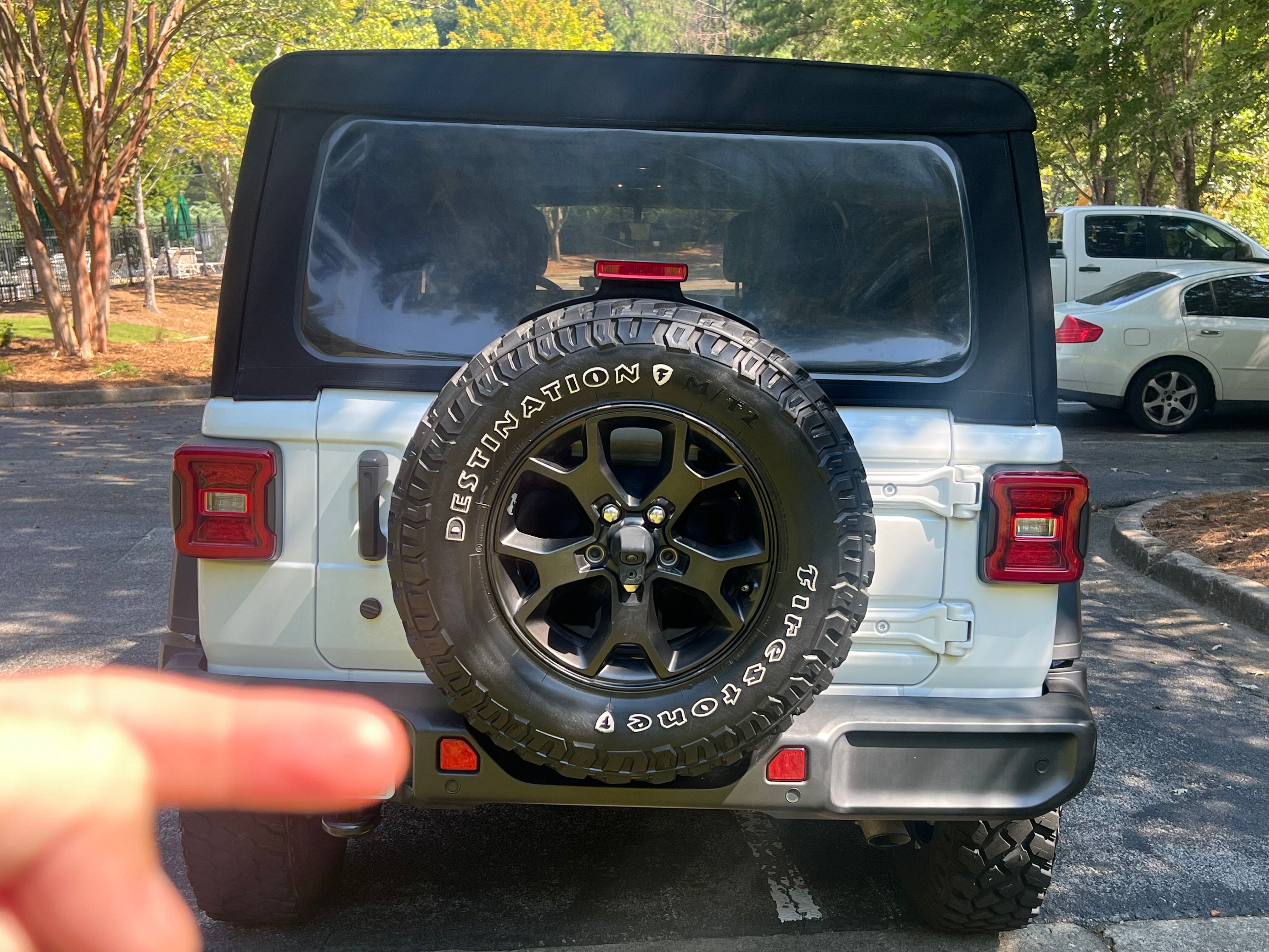 Used 2020 Jeep Wrangler Unlimited Sport AWD/4WD image 6