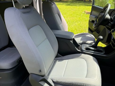 Used 2016 Chevrolet Colorado W/T RWD image 11