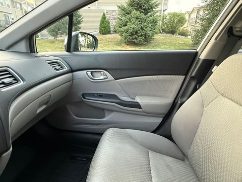 Used 2014 Honda Civic LX image 16