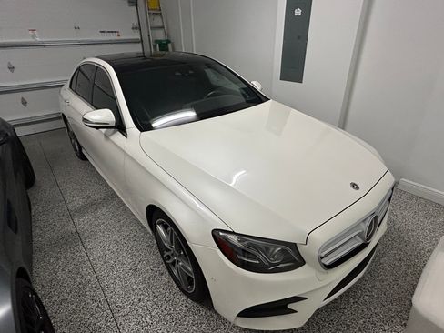 Used 2019 Mercedes-Benz E 300 image 9