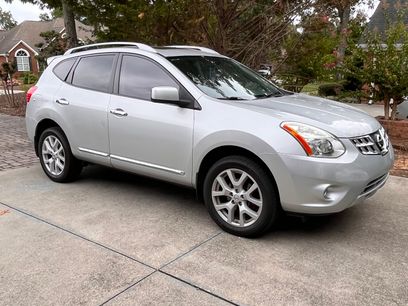 Used 2011 Nissan Rogue SV w/ SL Pkg