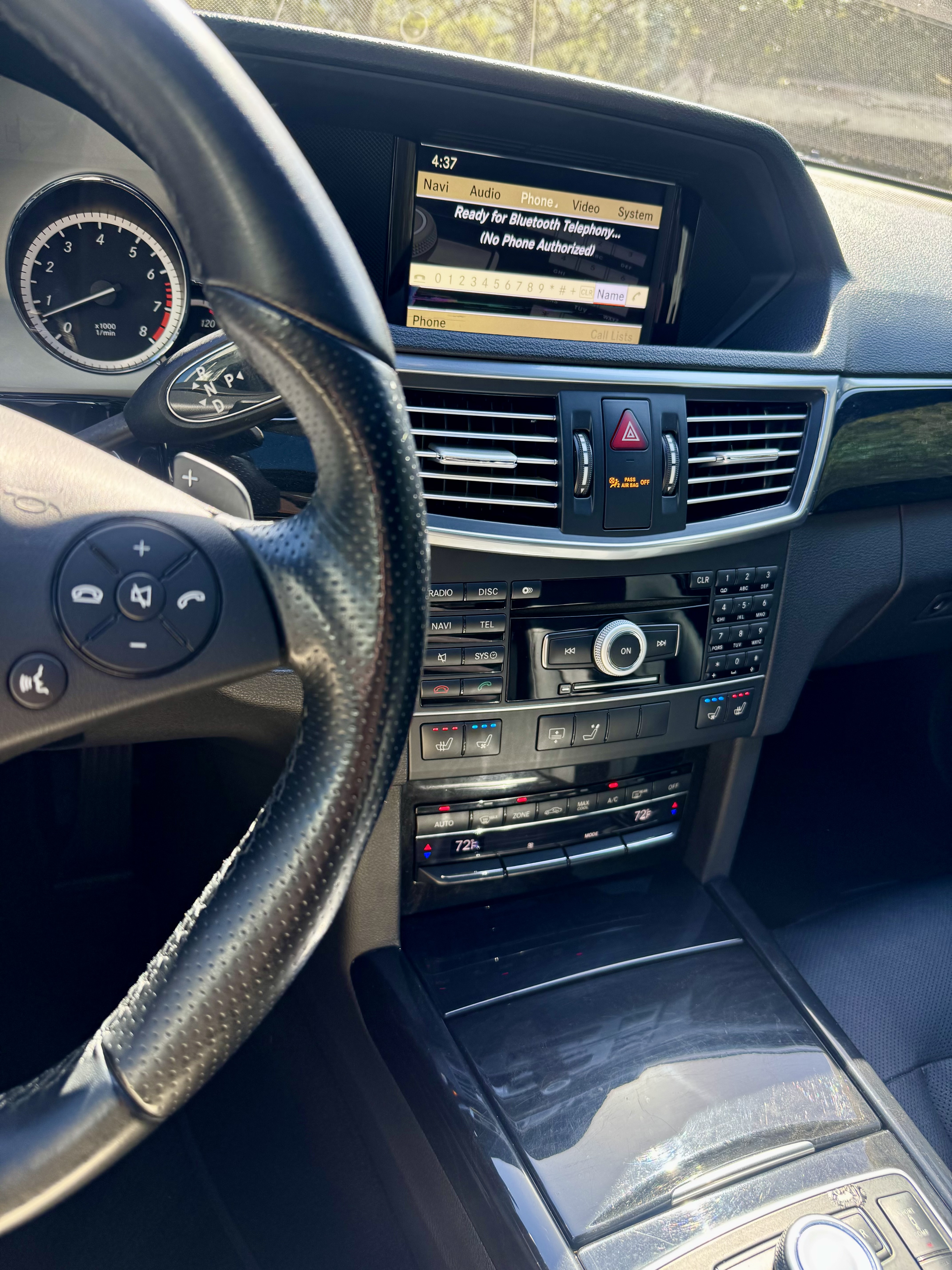 Used 2011 Mercedes-Benz E 550 Sedan image 20