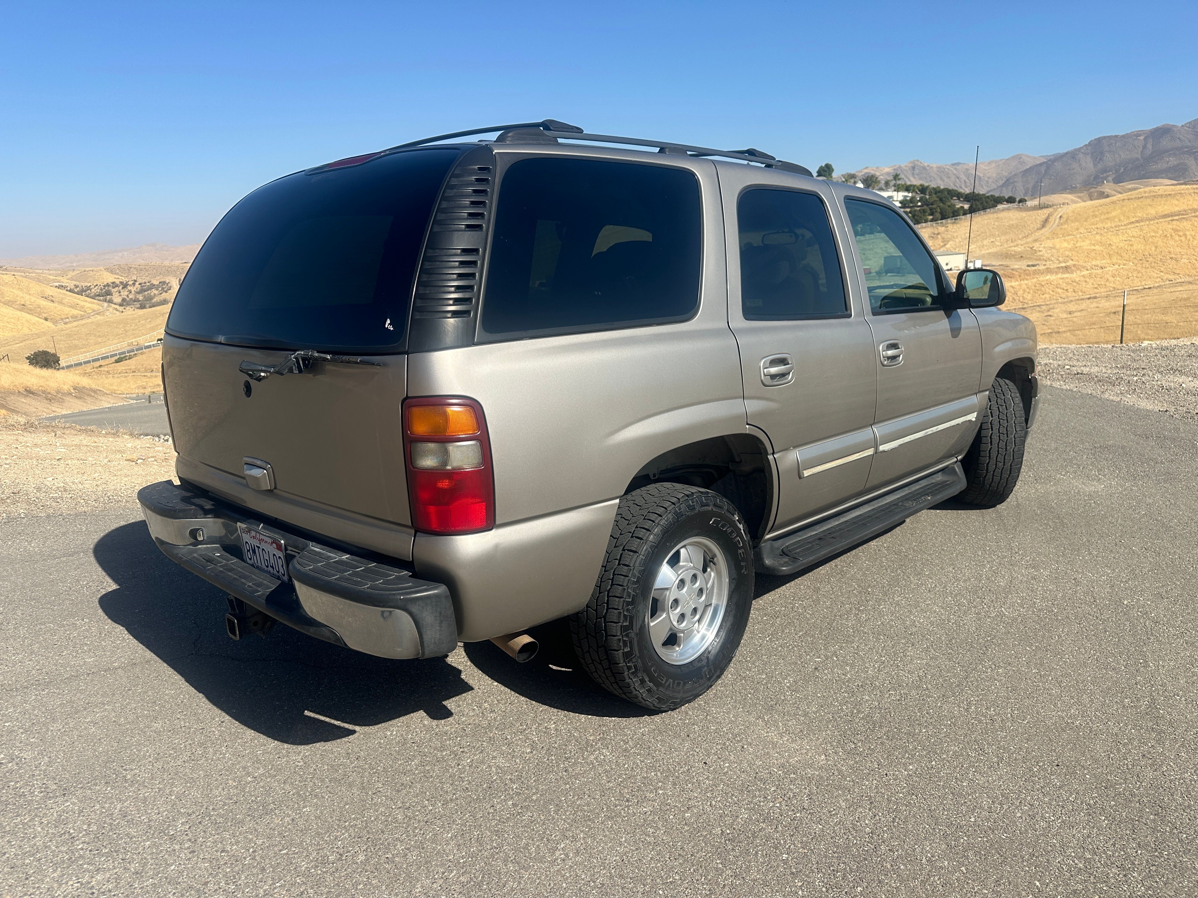 Used 2002 Chevrolet Tahoe LT AWD/4WD image 9