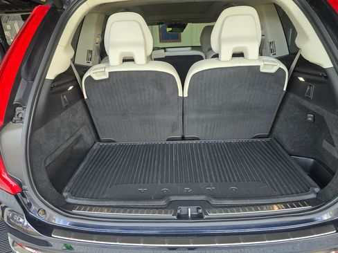 Used 2019 Volvo XC90 T6 Inscription w/ Luxury Package image 18