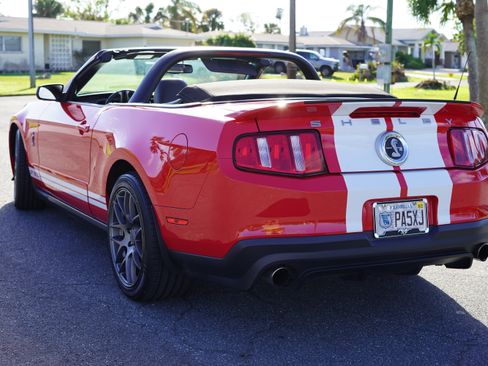 Used 2010 Ford Mustang Shelby GT500 image 10