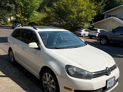 Used 2012 Volkswagen Jetta TDI image 2