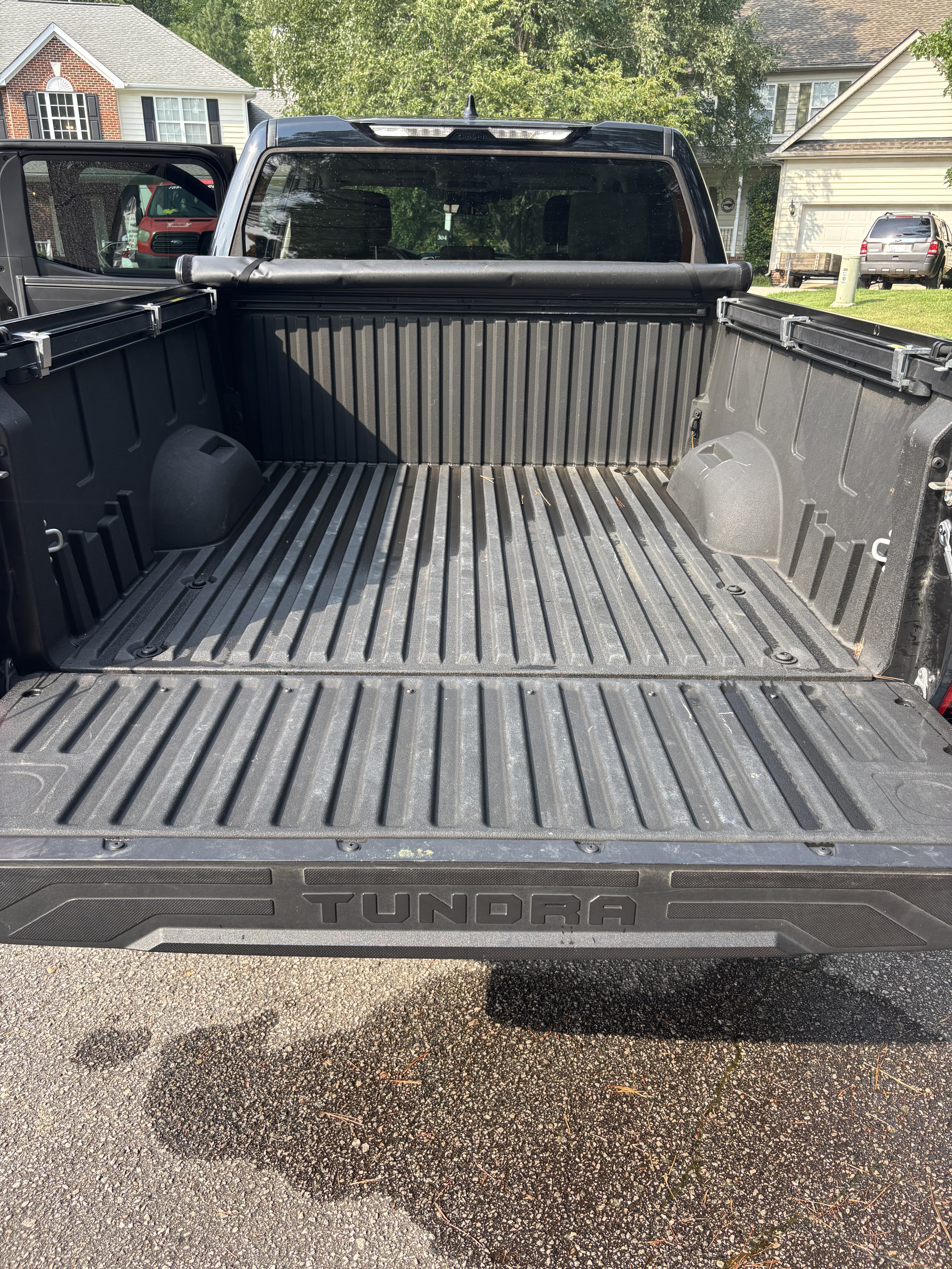 Used 2022 Toyota Tundra SR5 w/ Convenience Package RWD image 15