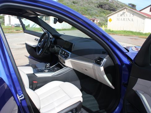 Used 2021 BMW M340i w/ Premium Package image 10