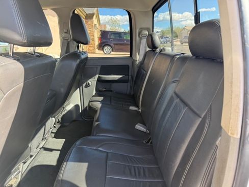 Used 2008 Dodge Ram 1500 Truck SLT w/ Navigation Convenience Group image 8