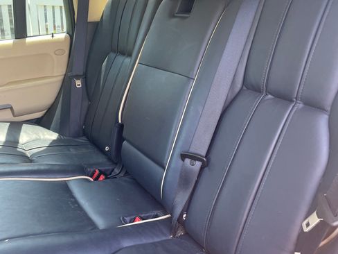 Used 2004 Land Rover Range Rover HSE image 30