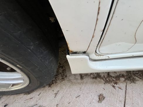 Used 2012 Nissan Cube 1.8 S w/ Indigo Limited Edition Pkg image 16