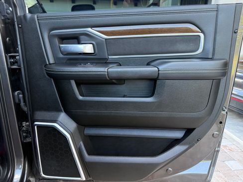 Used 2024 RAM 2500 Laramie image 17