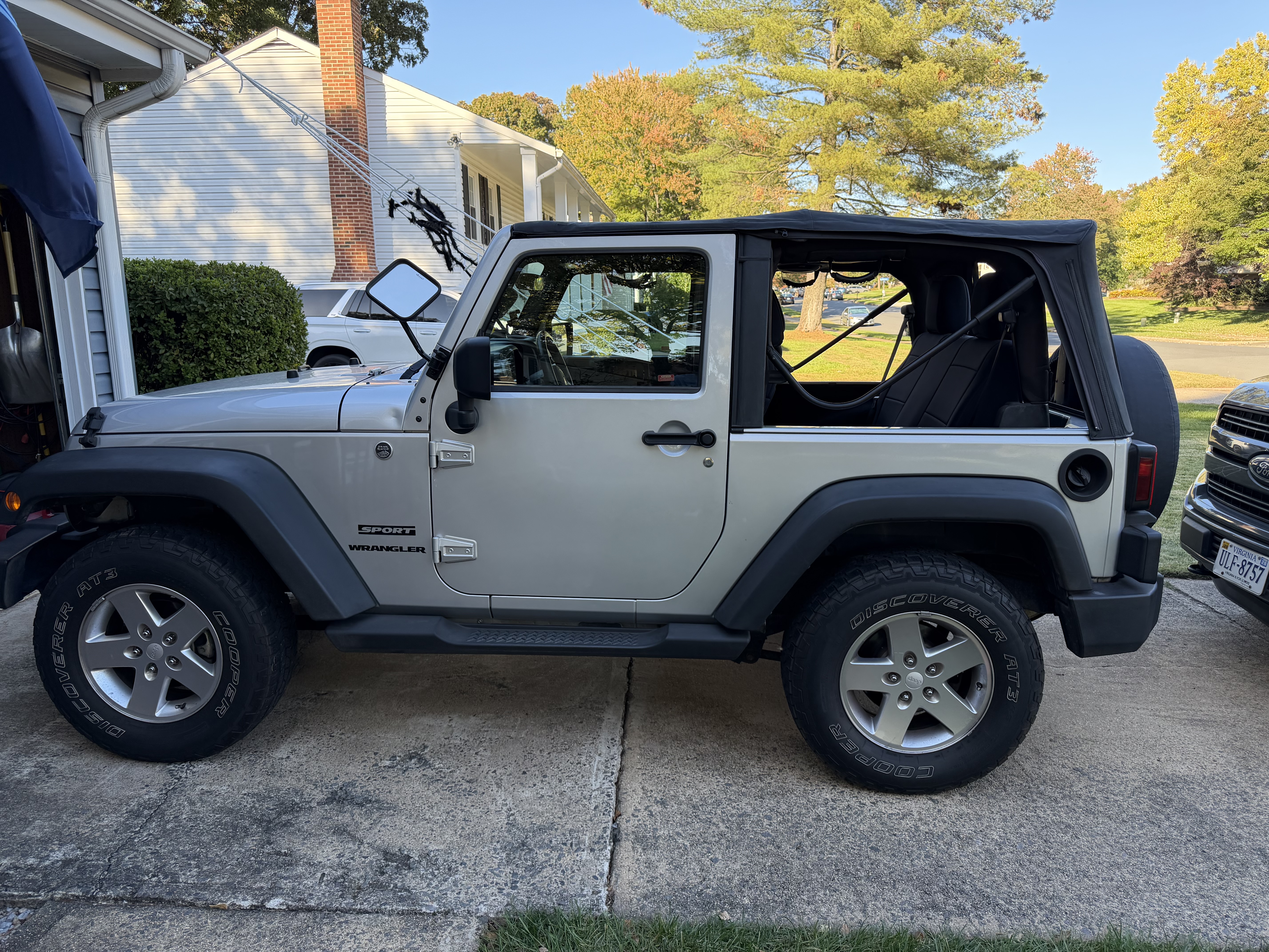 Used 2012 Jeep Wrangler Sport AWD/4WD image 5