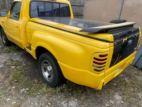 Used 1996 Ford Ranger Splash image 2