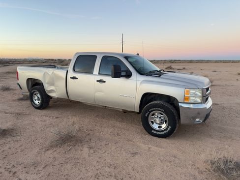 Used 2008 Chevrolet Silverado 2500 LT w/ 1LT Convenience Package image 11