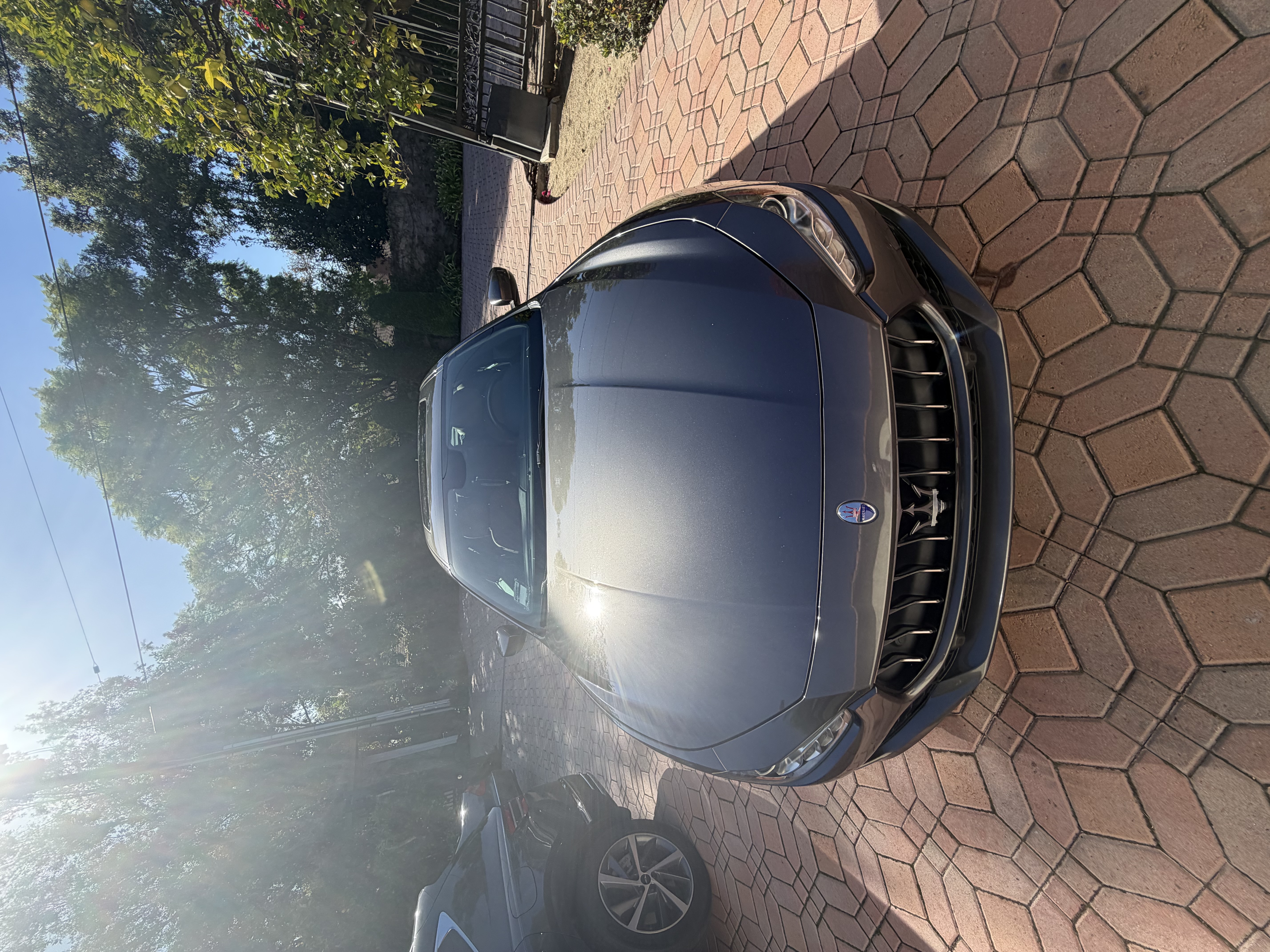 Used 2018 Maserati Ghibli S RWD image 11