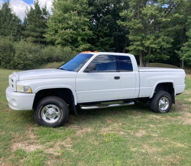 Used 2000 Dodge Ram 2500 Truck 4x4 Quad Cab image 1