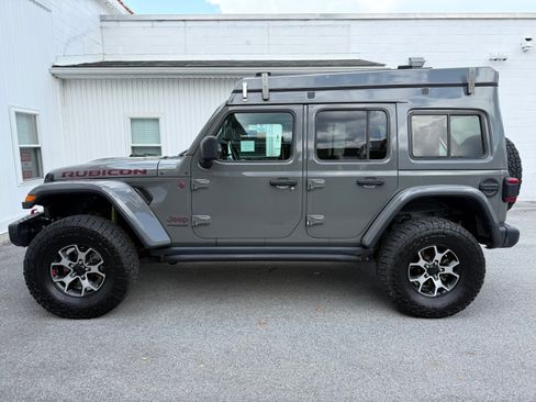 Used 2021 Jeep Wrangler Unlimited Rubicon AWD/4WD image 2