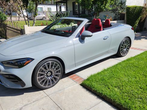Used 2025 Mercedes-Benz CLE 450 4MATIC Cabriolet image 22