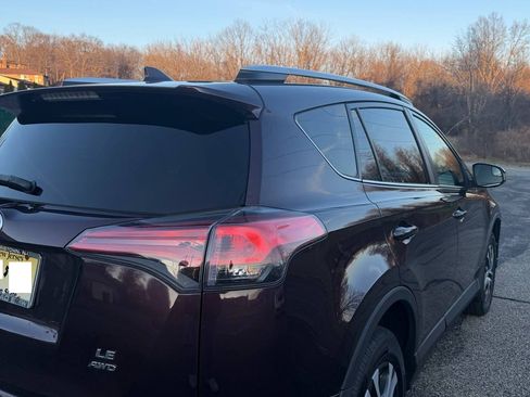 Used 2016 Toyota RAV4 LE image 5