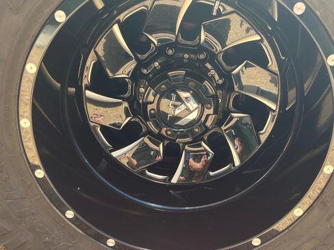 Used 2019 RAM 3500 Laramie image 12