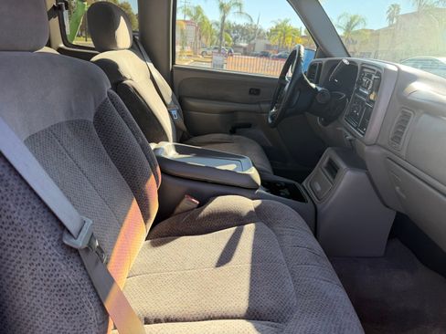 Used 1999 Chevrolet Silverado 2500 LS w/ Firm Ride Suspension Pkg RWD image 13